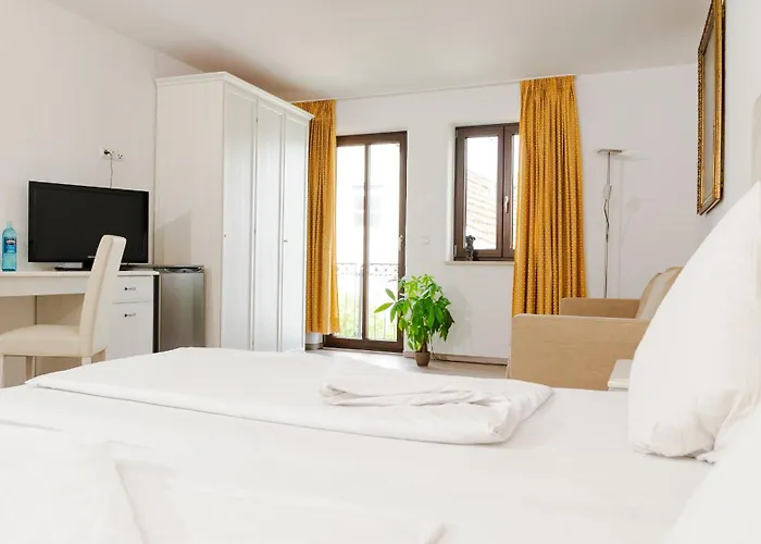 Luna Sleeping Hotel Buttenwiesen
